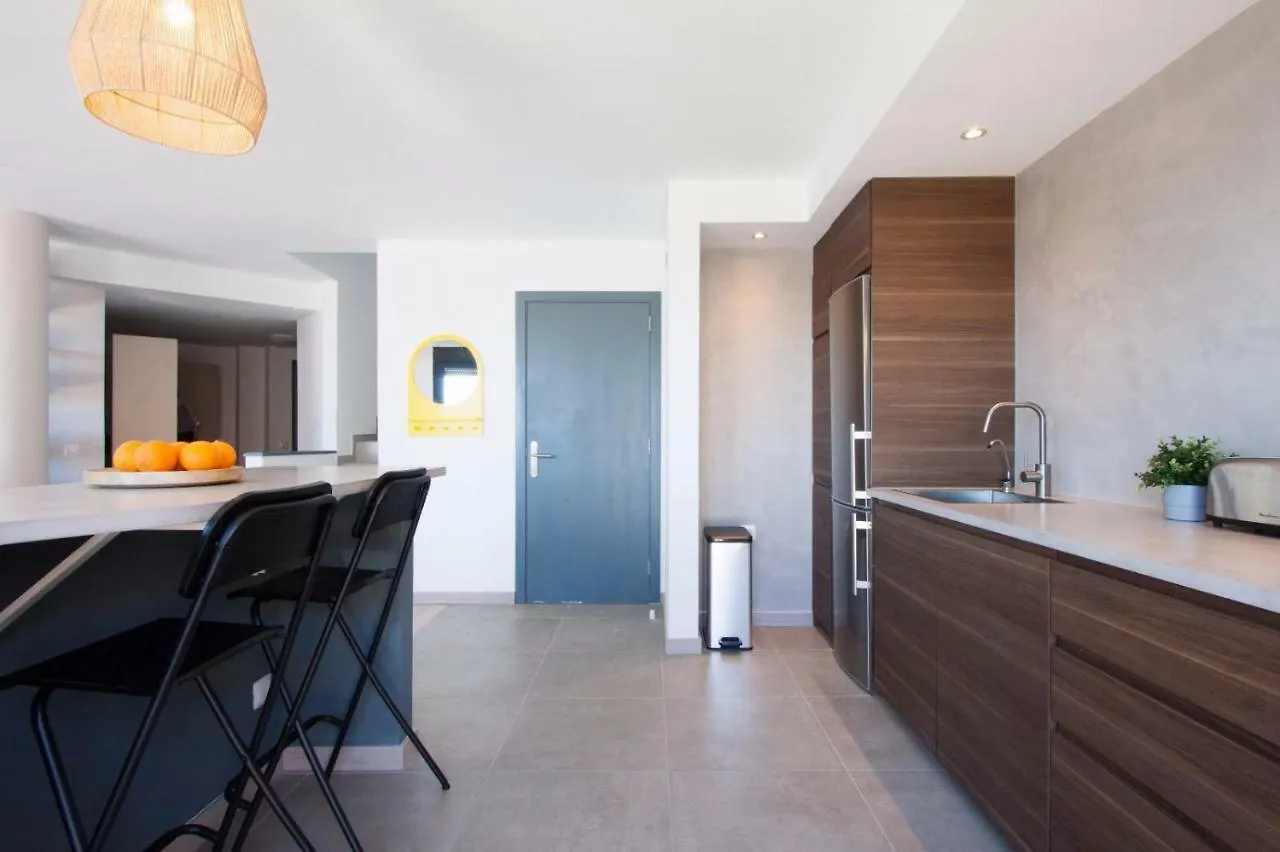 Your Desk On The Beach, Vista Bella Seaview Apartment El Medano