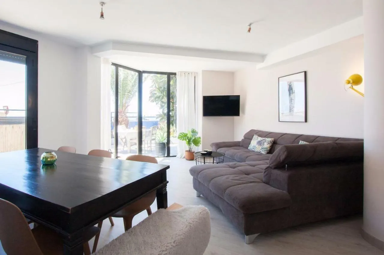 Your Desk On The Beach, Vista Bella Seaview Apartment El Medano  0*, El Medano (Tenerife) Spain